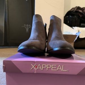 Xapeal suede Grey Boots. Size 10